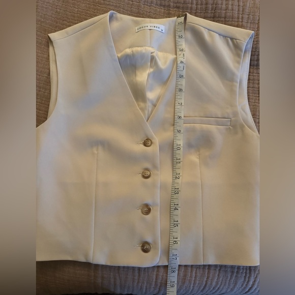 NWT 2 Piece Vest & Pants Set - Picture 9 of 15